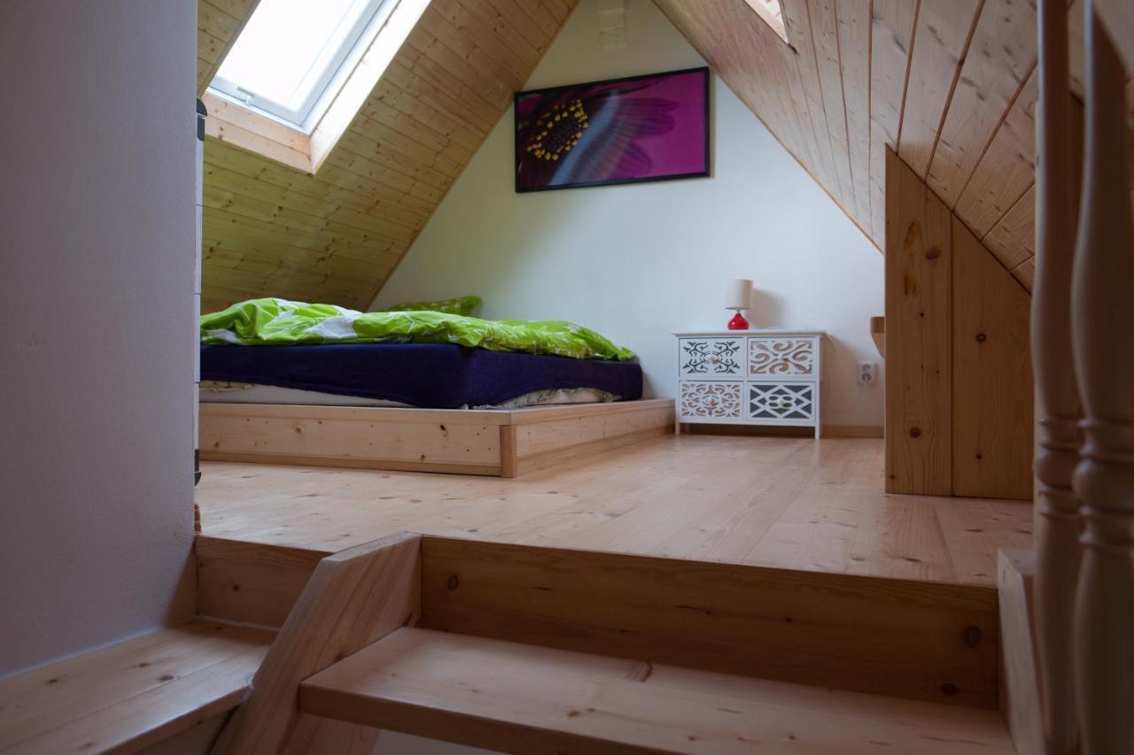 Art-House 3 Attic Apartment With Terrace Decin Eksteriør bilde